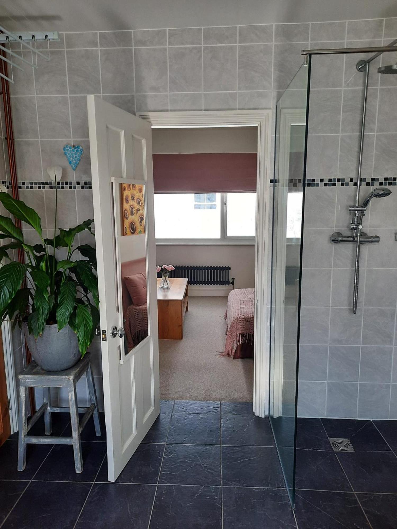 Super King Bedroom With Large Ensuite Hove Exterior foto